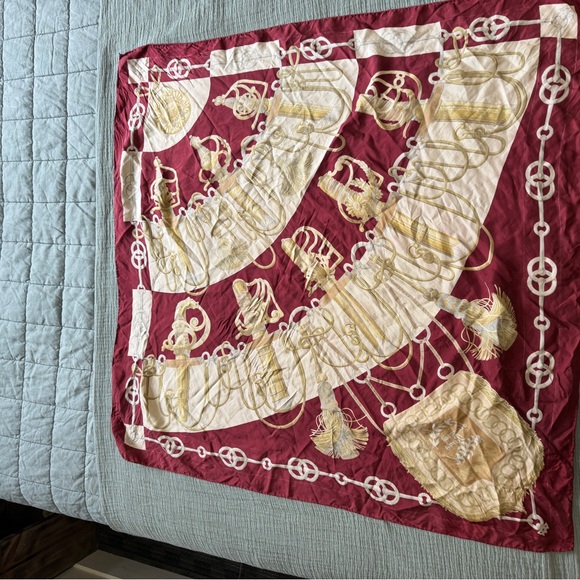 Hermes silk scarf - Picture 9 of 10